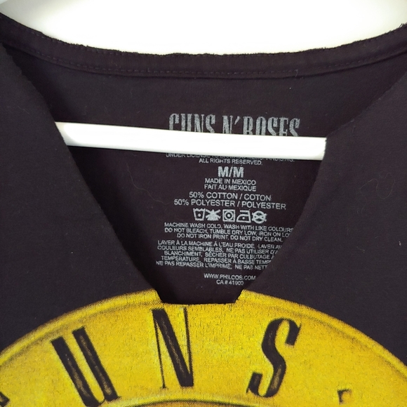 2017 Guns N' Roses Official Bullet Logo Short Sleeve T-Shirt Size Medium - Picture 11 of 13